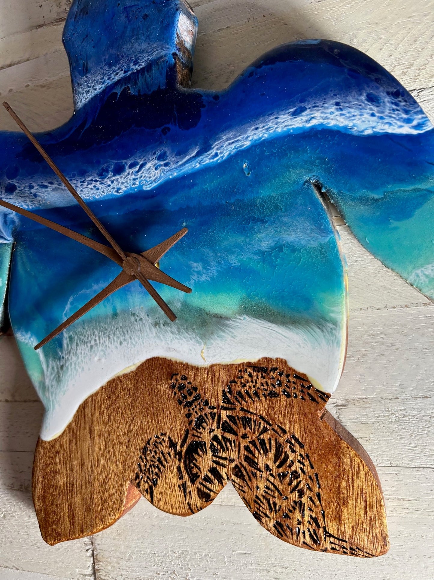 The Honu Sea Turtle Clock