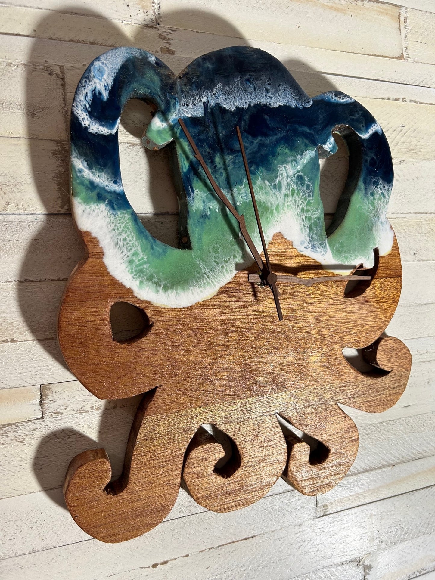 Tako Octopus Resin Clock